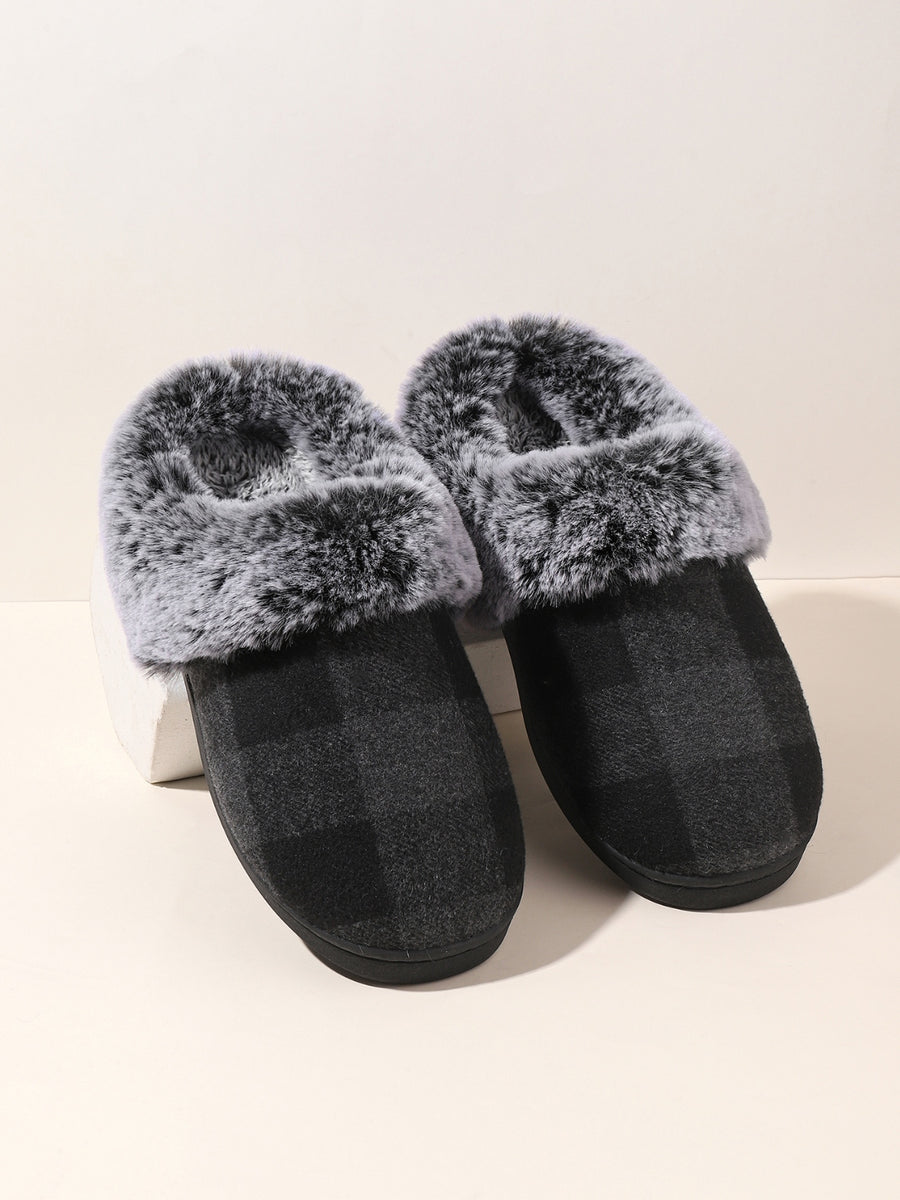 Plaid Furry Round Toe Flat Slippers