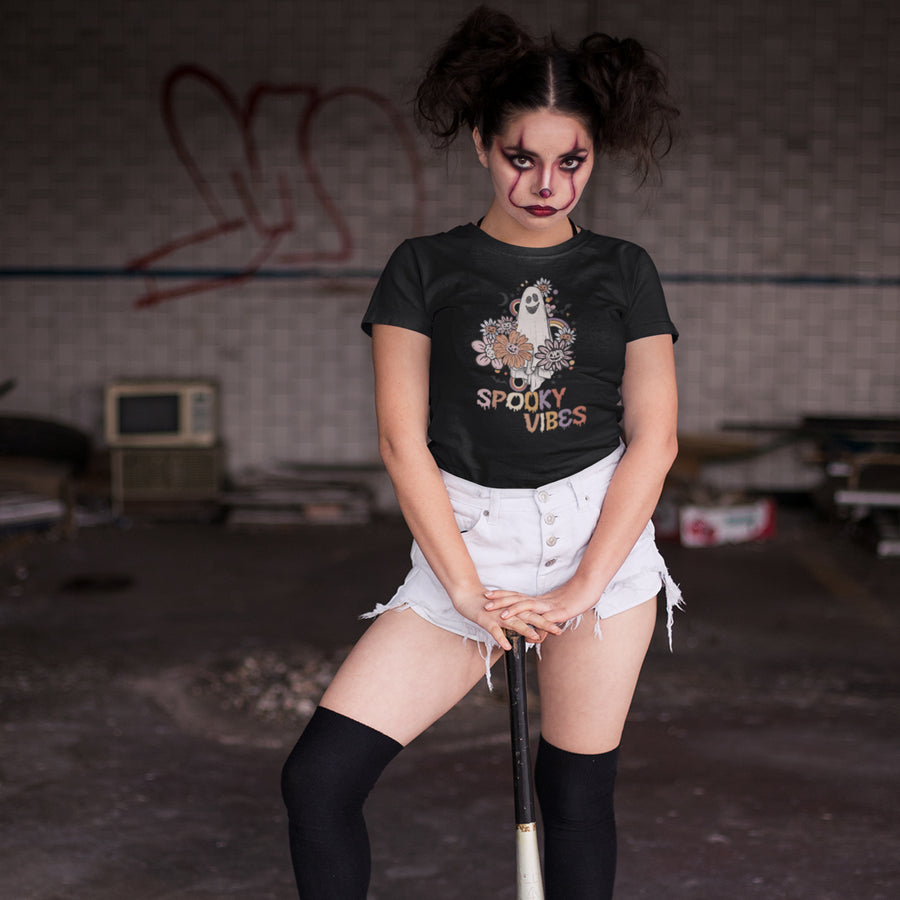 Retro Spooky Vibes Unisex T-shirt