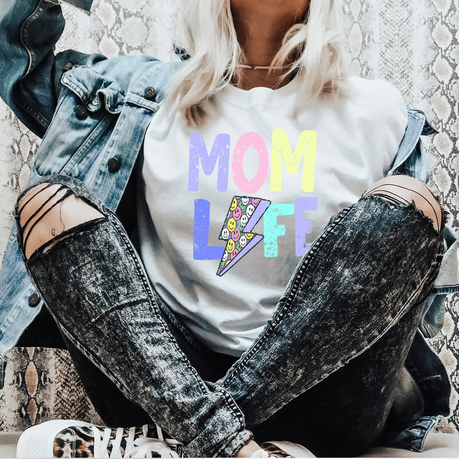 Distressed Mom Life Bolt T-shirt